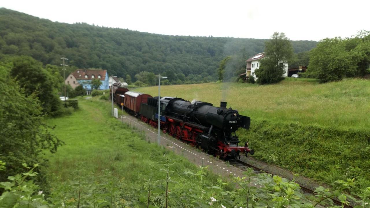 GräfendorfReitstation Rossmuehleアパートメント エクステリア 写真